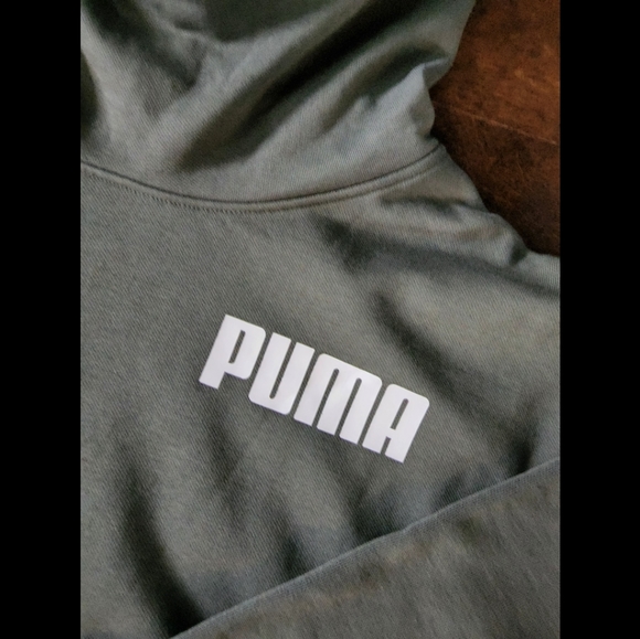 Puma Women's Pull Over Hoodie. Army Green. Size L. - Picture 3 of 6